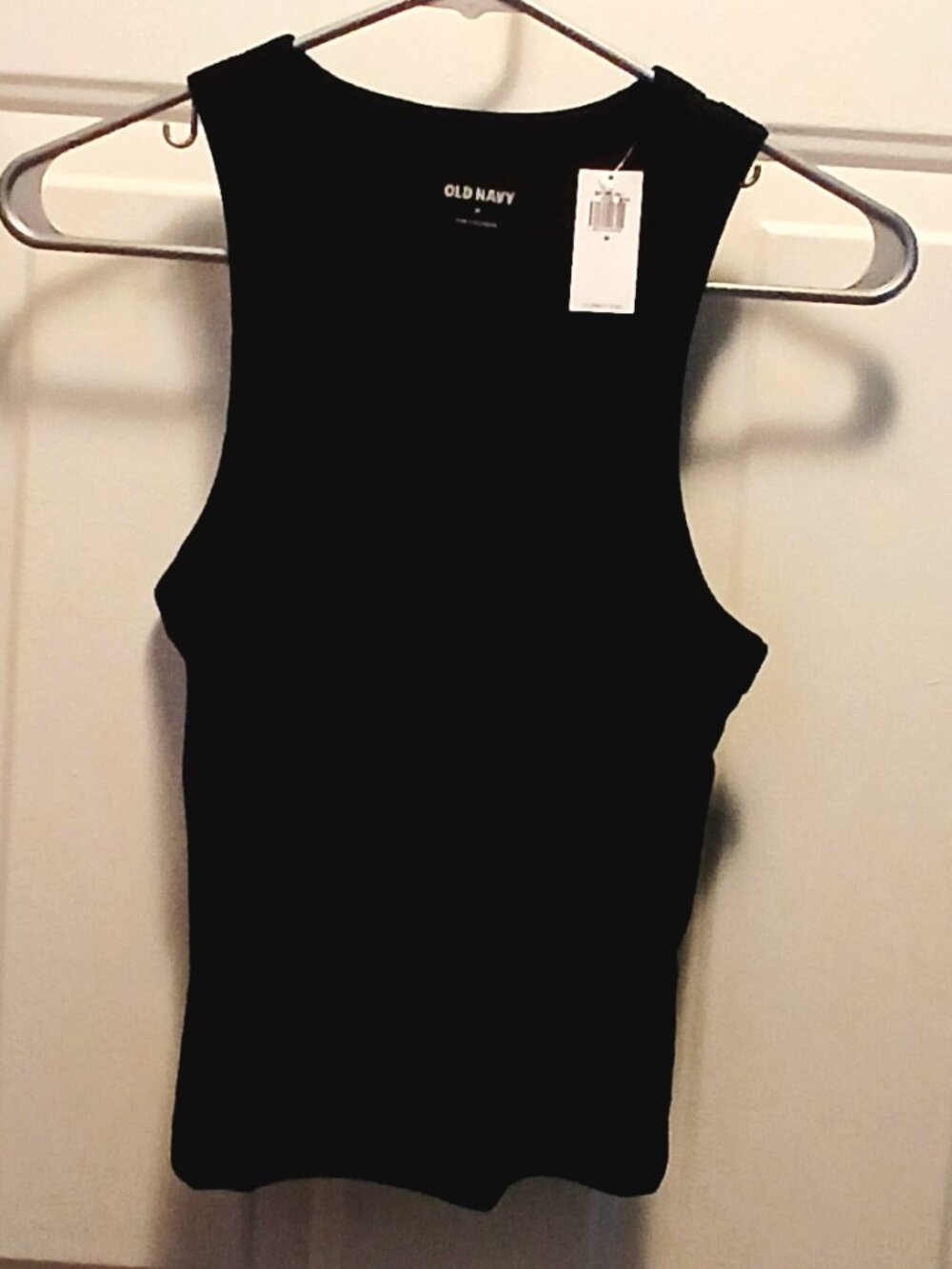 Old Navy Crew Neck Tank NWT